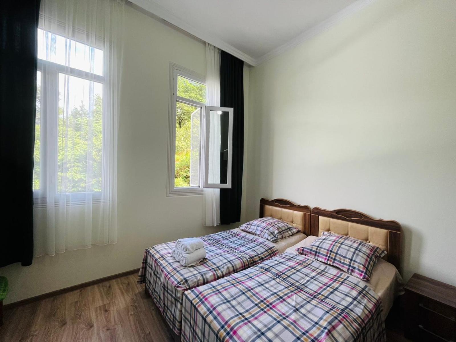 Апартаменты Guest Hause Giorgi,Kobuleti- Xala Khala Экстерьер фото